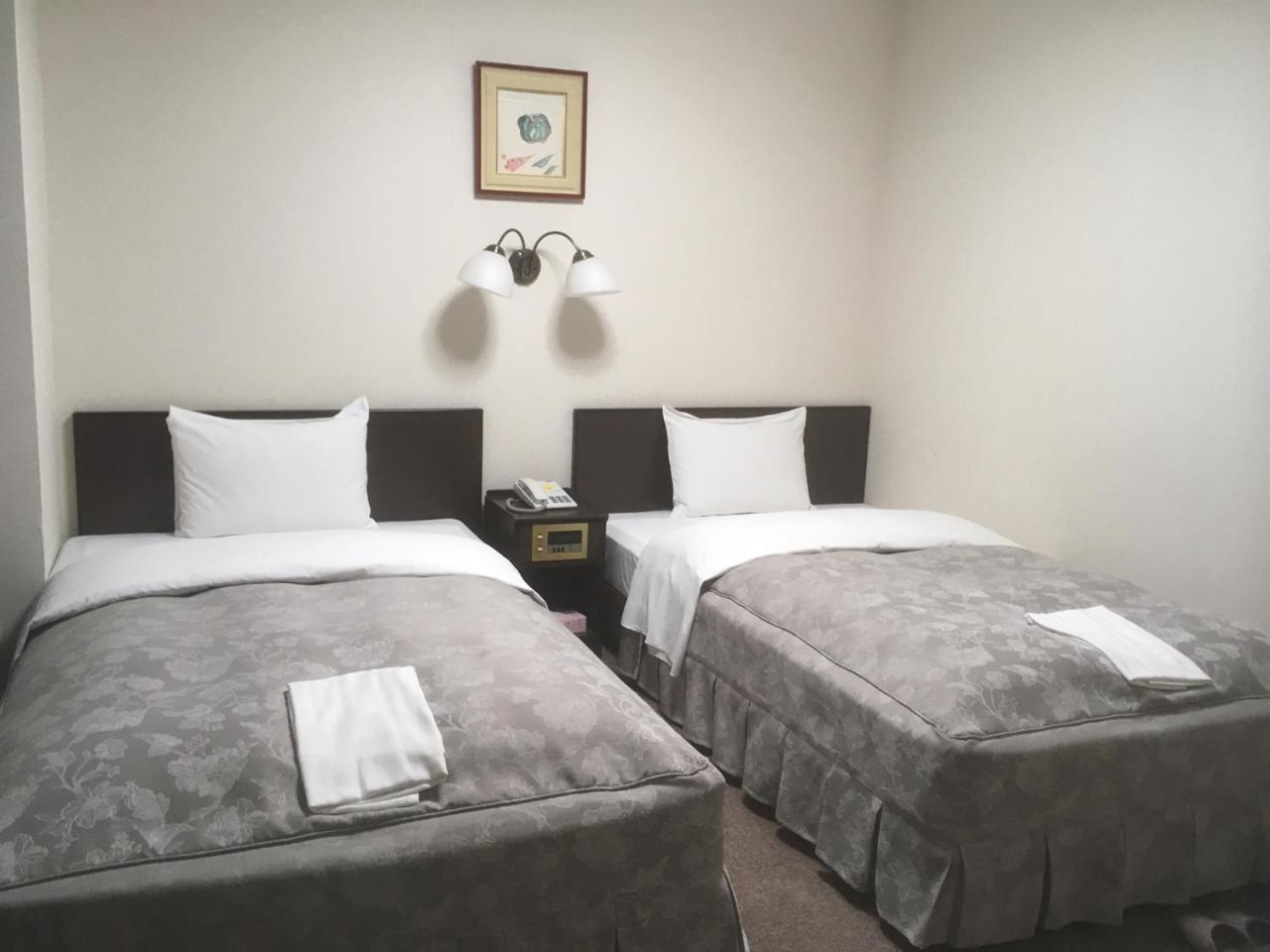 Hotel Tetora Kasugai Station Hotel Екстер'єр фото